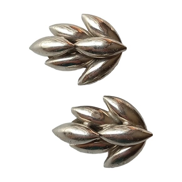 🎯 10 for $12 / Vintage Cluster Wheat Clip On Earrings, Ladies Earrings - Picture 3 of 9